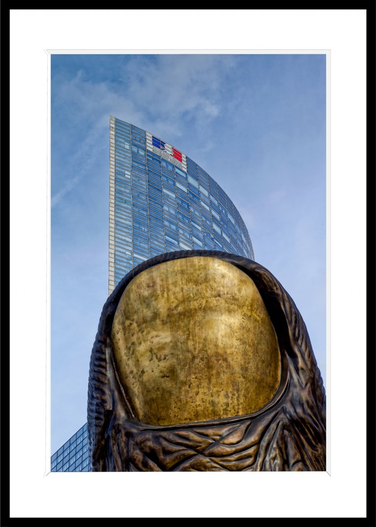 504_opg_20200221_ParisLaDefense_LePouceDeCesar_0101_DxO_1.jpg