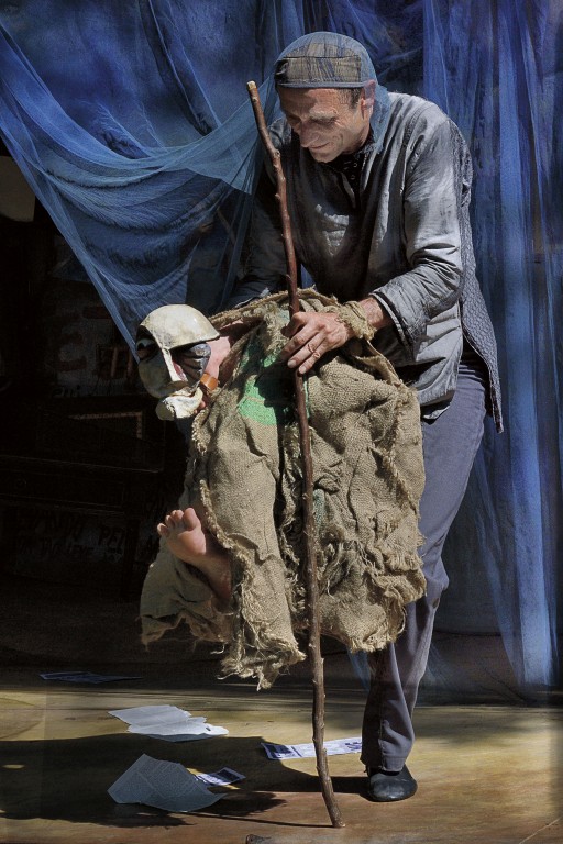 0403_opg_20140608_Nanterre_Parades_0093.jpg 0403_opg_20140608_Nanterre_Parades_0093.jpg