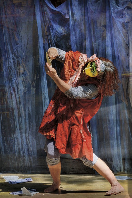 0409_opg_20140608_Nanterre_Parades_0101.jpg 0409_opg_20140608_Nanterre_Parades_0101.jpg